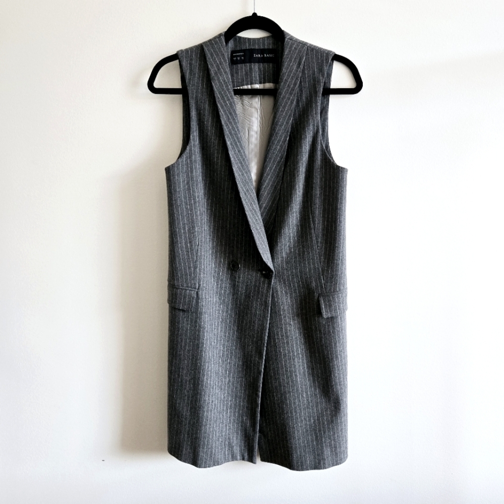 Zara S sleeveless blazer vest, grey with white stripes